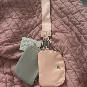 COPY - Lululemon dual pouch wristlet